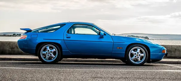 Blue Porsche 928 classic car